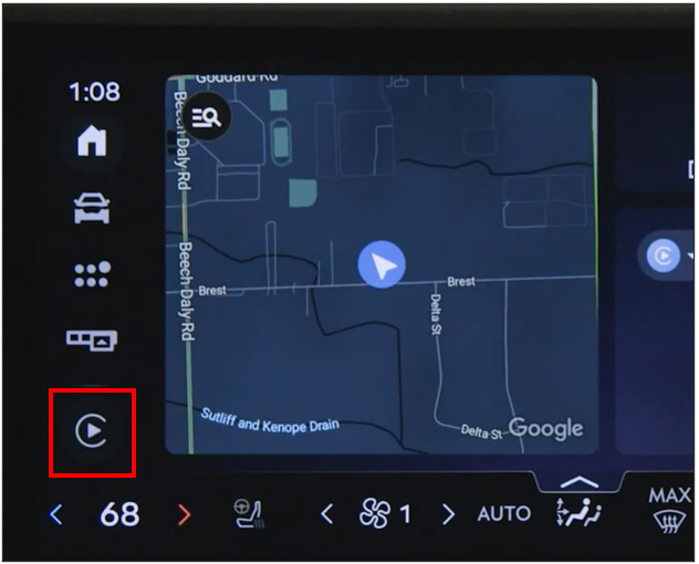 Lincoln Digital Experience screen showing the Apple CarPlay button emphasized in a red box.
