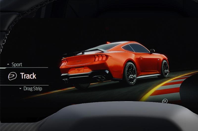 A Mustang® in-vehicle screen displaying Track Drive Mode setting selected